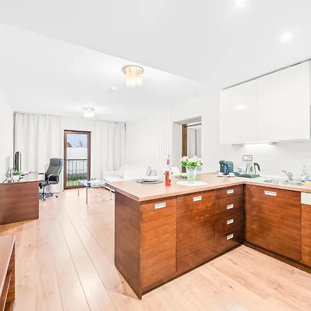 Spacious In Perfect Location 52m2 *
