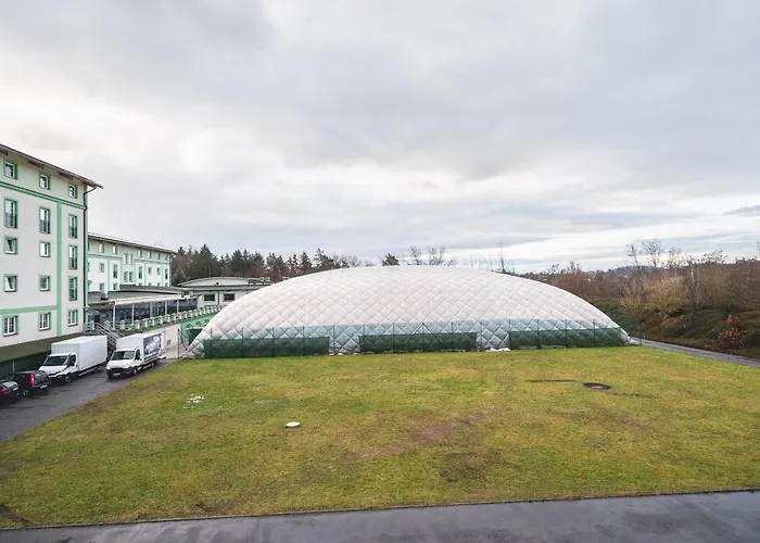 アパート Spacious In Perfect Location 52m2 プルゼニ